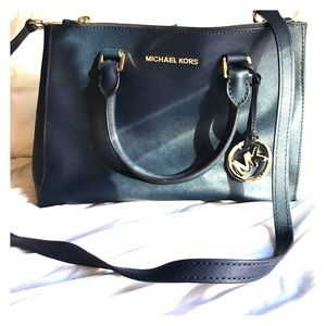 Navy Blue Michael Kors crossbody bag